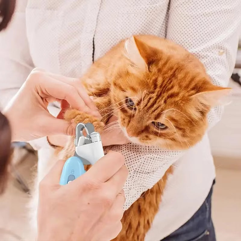 Cortaúñas con luz LED para perros y gatos – imagen 6